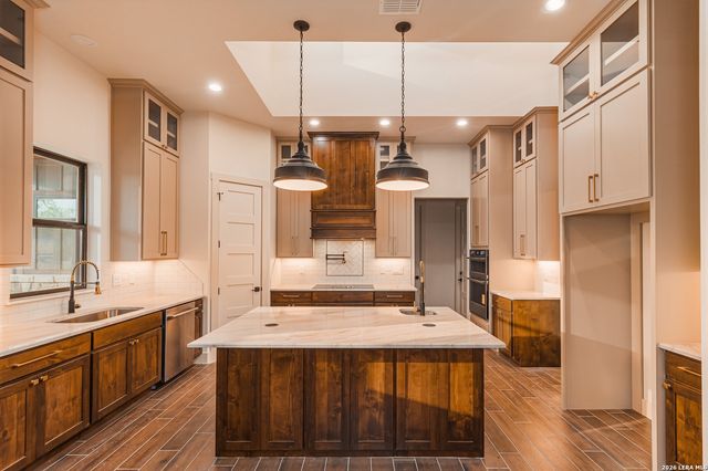 152 Hondo Ridge, La Vernia, TX 78121