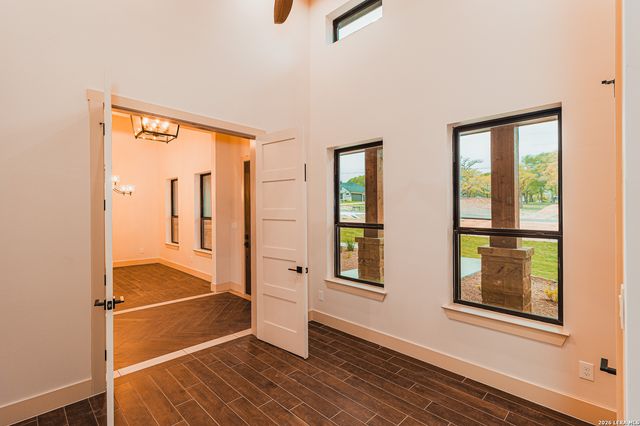 152 Hondo Ridge, La Vernia, TX 78121