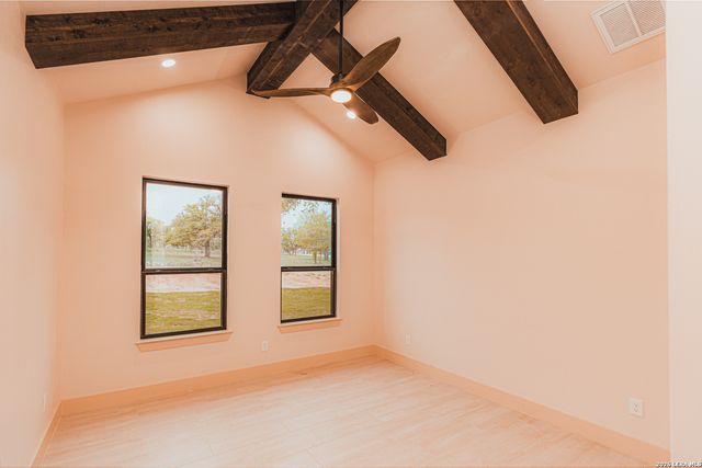 152 Hondo Ridge, La Vernia, TX 78121