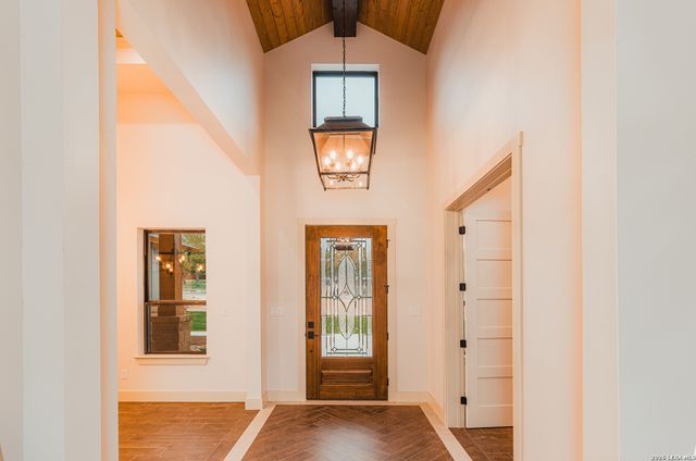152 Hondo Ridge, La Vernia, TX 78121