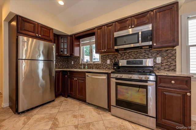 64D Edgewater Park 64D, Bronx, NY 10465