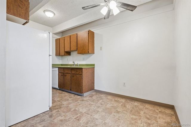 800 W Belleview Avenue 306, Englewood, CO 80110