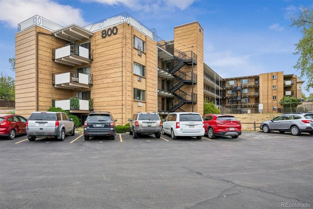 800 W Belleview Avenue 306, Englewood, CO 80110