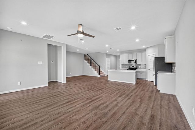 13126 Lago Acero Lane, Texas City, TX 77568
