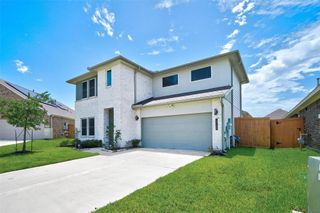 13126 Lago Acero Lane, Texas City, TX 77568