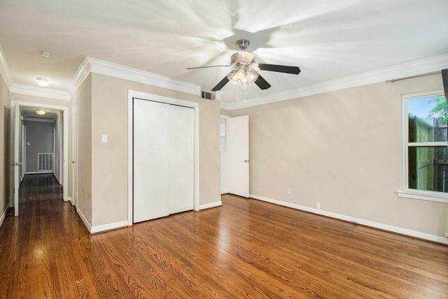 8418 Lorrie Drive, Houston, TX 77025