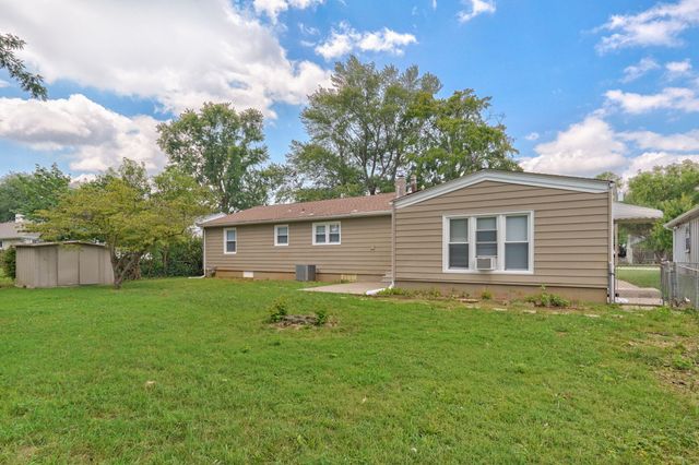 1840 S Glencrest Avenue, Springfield, MO 65804