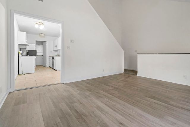 755 Burcale Rd Apt M2, Myrtle Beach, SC 29579