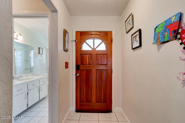 22 Red Maple Circle, Ormond Beach, FL 32174