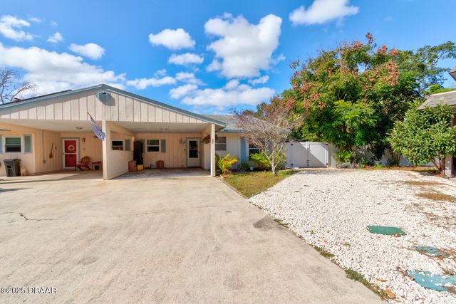 22 Red Maple Circle, Ormond Beach, FL 32174