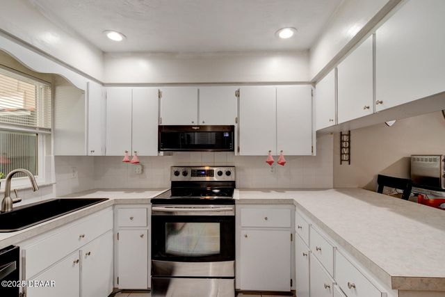 22 Red Maple Circle, Ormond Beach, FL 32174