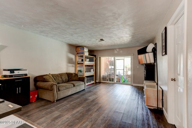 22 Red Maple Circle, Ormond Beach, FL 32174