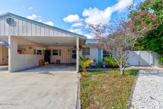 22 Red Maple Circle, Ormond Beach, FL 32174