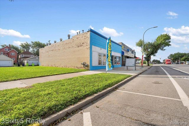 11283 W JEFFERSON Avenue, River Rouge, MI 48218