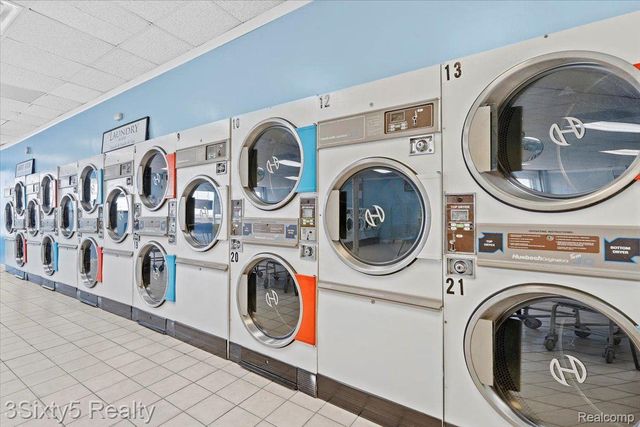 11283 W JEFFERSON Avenue, River Rouge, MI 48218