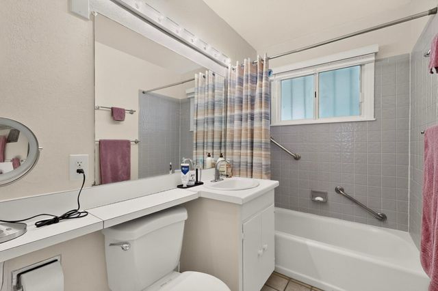 813 Madeira Drive NE, Albuquerque, NM 87108