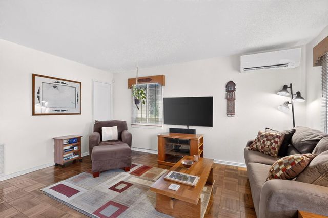 813 Madeira Drive NE, Albuquerque, NM 87108