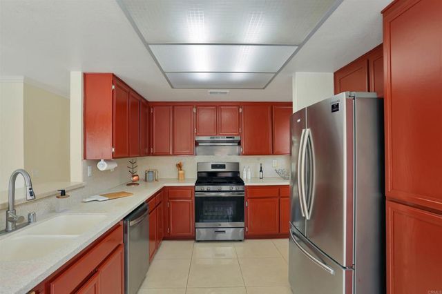 9208 Calle De Vista Oeste, San Diego, CA 92129