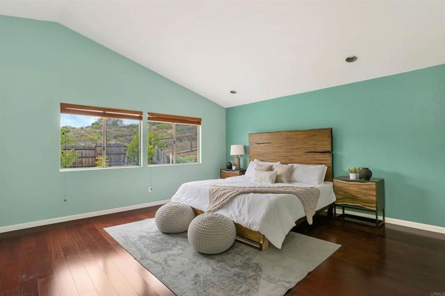 9208 Calle De Vista Oeste, San Diego, CA 92129