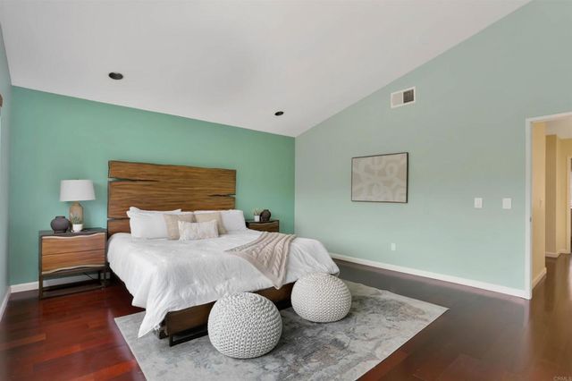 9208 Calle De Vista Oeste, San Diego, CA 92129