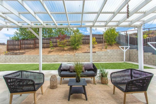 9208 Calle De Vista Oeste, San Diego, CA 92129