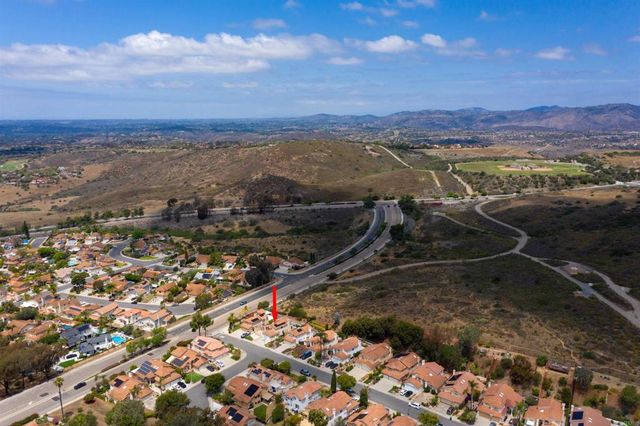 9208 Calle De Vista Oeste, San Diego, CA 92129