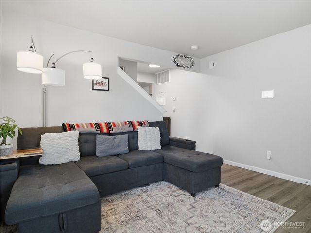 2214 179th Street Ct E, Tacoma, WA 98445