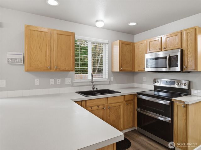 2214 179th Street Ct E, Tacoma, WA 98445