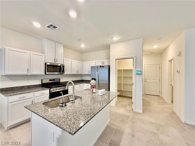 1085 Gentle Swan Street, Henderson, NV 89011