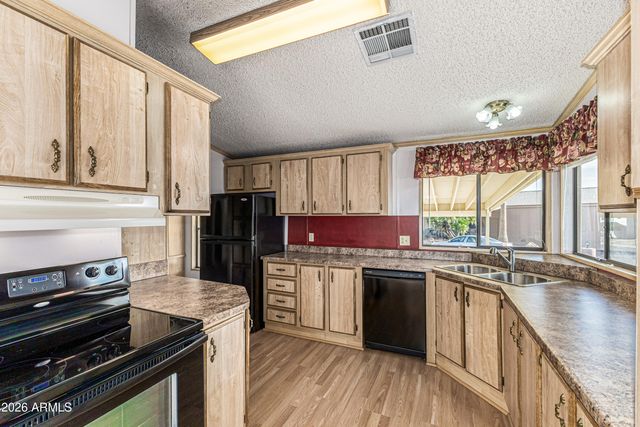 3901 E PINNACLE PEAK Road 376, Phoenix, AZ 85050