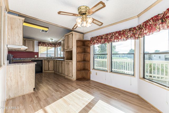 3901 E PINNACLE PEAK Road 376, Phoenix, AZ 85050