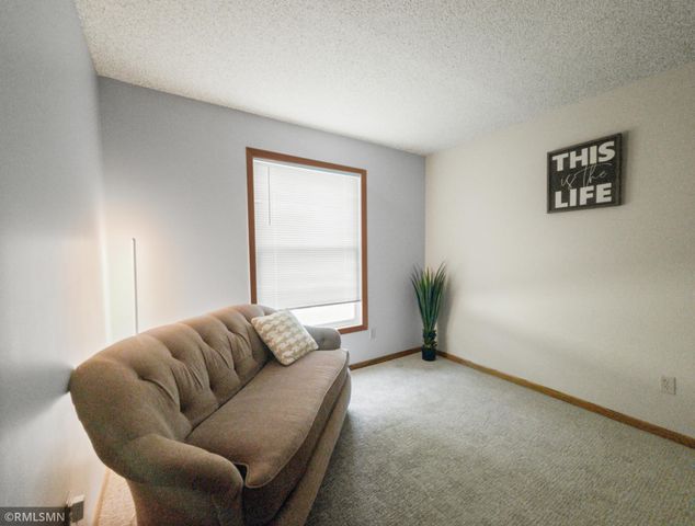 1977 Gold Trail A, Eagan, MN 55122