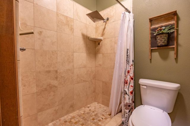 42366 Holiday Way, Coarsegold, CA 93614