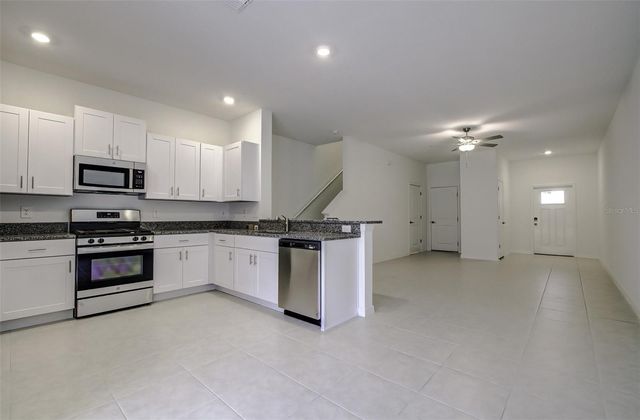 8240 CORNER PINE WAY, New Port Richey, FL 34655