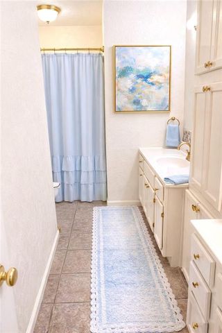 211 BIG ISLAND Loop, Deville, LA 71328