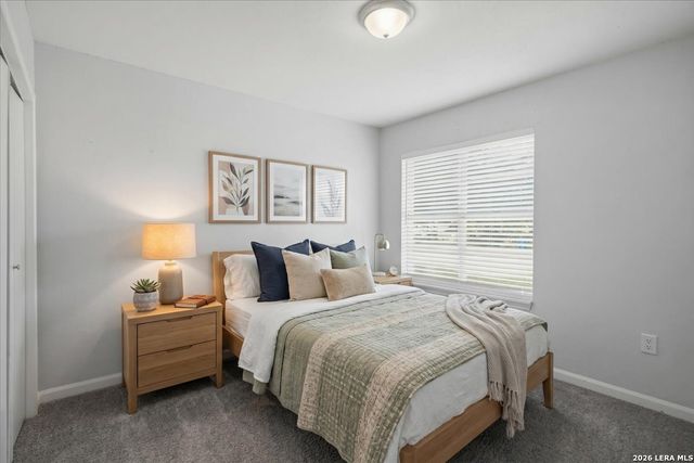 1314 Mark St, George West, TX 78022