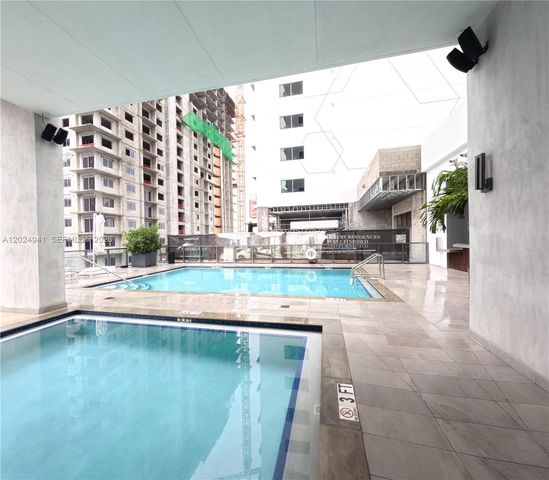 229 SW 9th St 508, Miami, FL 33130