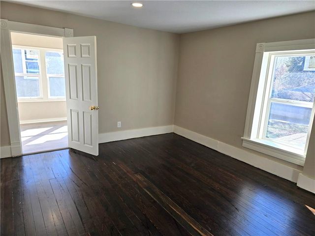 403 W Peoria Street, Paola, KS 66071