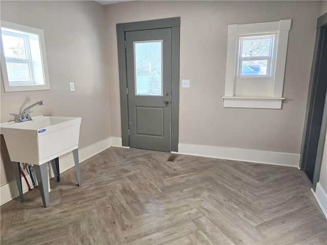 403 W Peoria Street, Paola, KS 66071