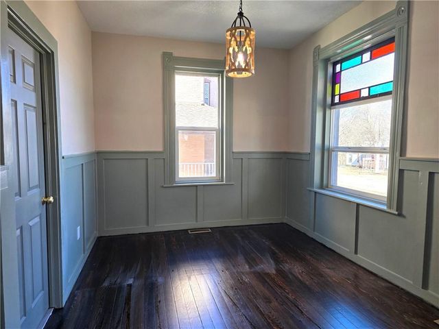 403 W Peoria Street, Paola, KS 66071