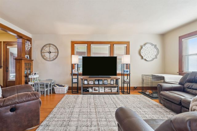 1000 N Franklin Street, Manchester, IA 52057