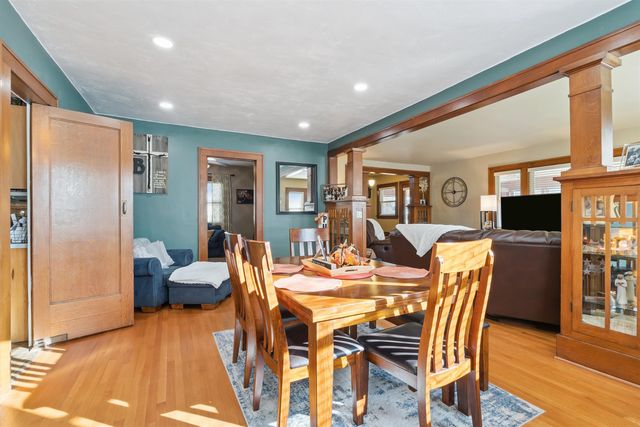 1000 N Franklin Street, Manchester, IA 52057