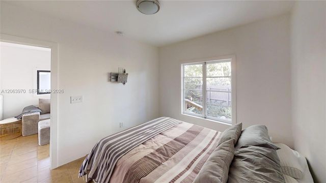1112 NE 111th Street, Miami, FL 33161