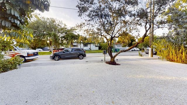 1112 NE 111th Street, Miami, FL 33161