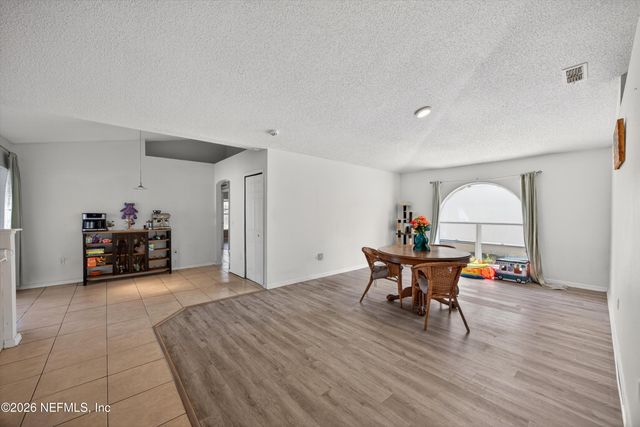 5563 WESTLAND STATION Road, Jacksonville, FL 32244