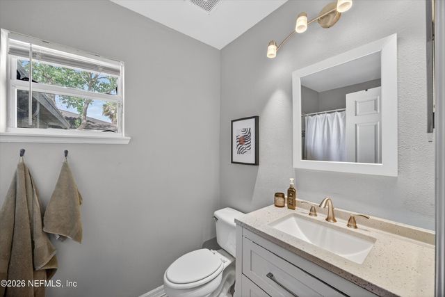 5563 WESTLAND STATION Road, Jacksonville, FL 32244