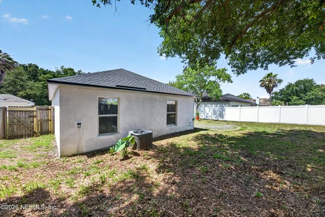 5563 WESTLAND STATION Road, Jacksonville, FL 32244
