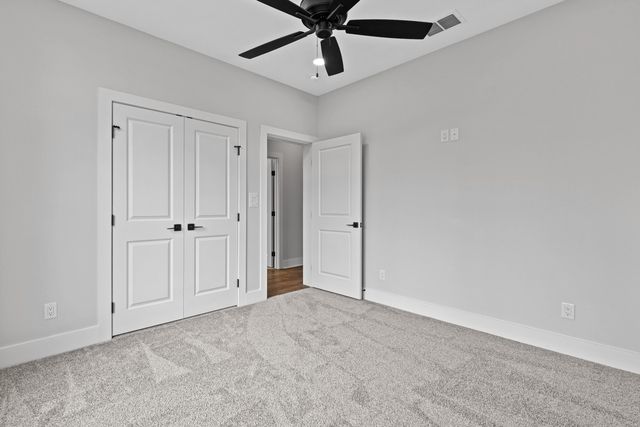 220 Cottonwood Circle, Longview, TX 75605