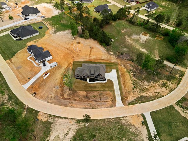 220 Cottonwood Circle, Longview, TX 75605
