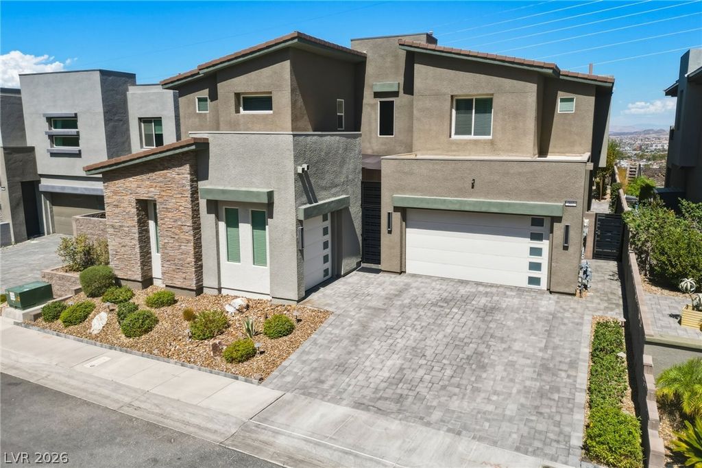 302 Shaded Canyon Drive, Henderson, NV 89012 — exterior